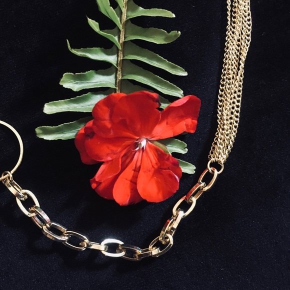 Long gold hoop chain! - Picture 3 of 4